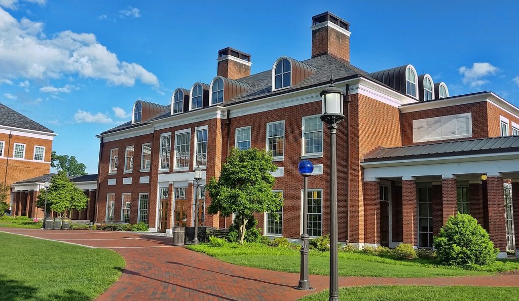 دانشگاه جان هاپکینز Johns Hopkins University